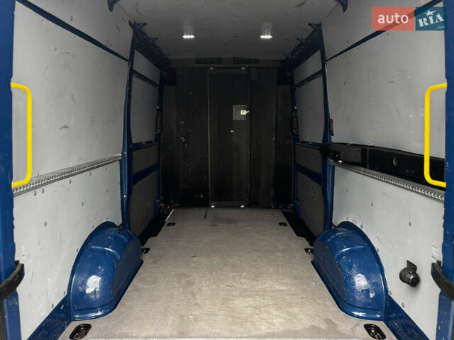 Фольксваген Крафтер 2018 в Житомире на Automoto.ua Синий Фольксваген Крафтер, объемом двигателя 2 л и пробегом 314 тыс. км за 21999 $, фото 38 на Automoto.ua