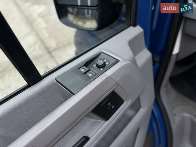 Синий Фольксваген Крафтер, объемом двигателя 2 л и пробегом 314 тыс. км за 21999 $, фото 18 на Automoto.ua