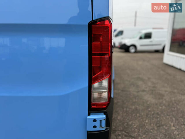 Синий Фольксваген Крафтер, объемом двигателя 1.97 л и пробегом 150 тыс. км за 28500 $, фото 24 на Automoto.ua
