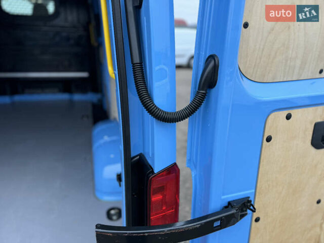 Синий Фольксваген Крафтер, объемом двигателя 1.97 л и пробегом 150 тыс. км за 28500 $, фото 90 на Automoto.ua