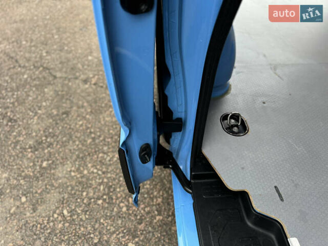 Синий Фольксваген Крафтер, объемом двигателя 1.97 л и пробегом 150 тыс. км за 28500 $, фото 98 на Automoto.ua