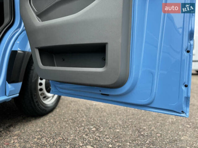 Синий Фольксваген Крафтер, объемом двигателя 1.97 л и пробегом 150 тыс. км за 28500 $, фото 38 на Automoto.ua