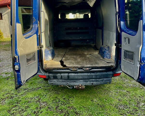 Синий Фольксваген Крафтер, объемом двигателя 2.5 л и пробегом 361 тыс. км за 7599 $, фото 15 на Automoto.ua