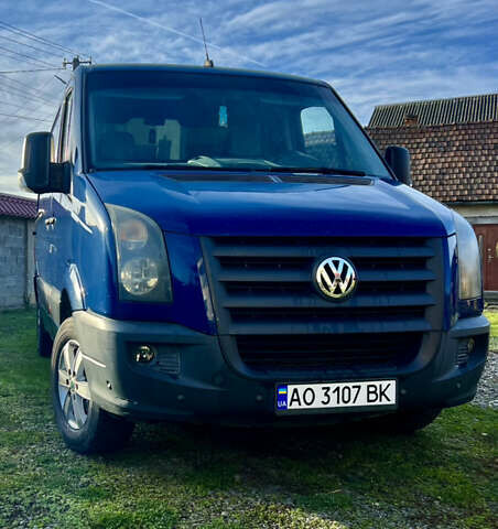 Синий Фольксваген Крафтер, объемом двигателя 2.5 л и пробегом 361 тыс. км за 7599 $, фото 2 на Automoto.ua