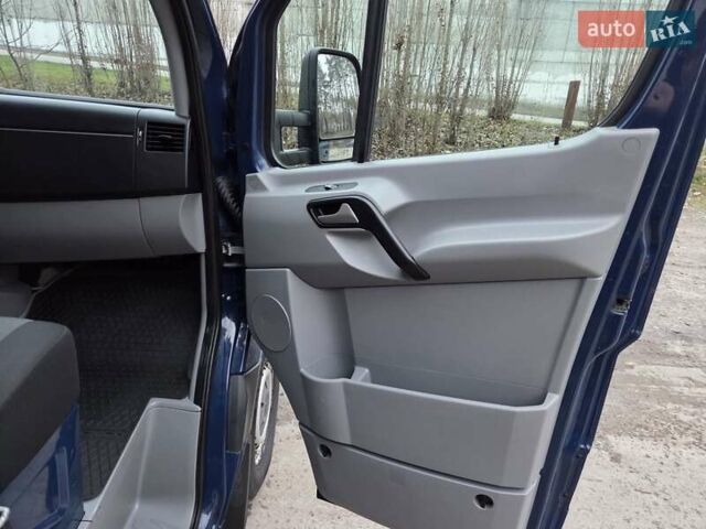 Синий Фольксваген Крафтер, объемом двигателя 1.97 л и пробегом 263 тыс. км за 18500 $, фото 35 на Automoto.ua