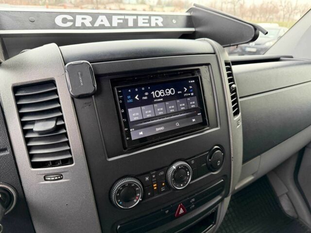 Синий Фольксваген Крафтер, объемом двигателя 2.5 л и пробегом 386 тыс. км за 13800 $, фото 11 на Automoto.ua