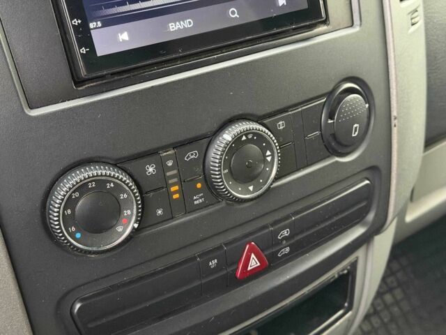 Синий Фольксваген Крафтер, объемом двигателя 2.5 л и пробегом 386 тыс. км за 13800 $, фото 20 на Automoto.ua