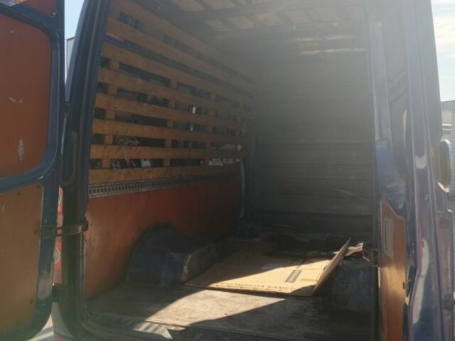 Синий Фольксваген Крафтер, объемом двигателя 2.5 л и пробегом 504 тыс. км за 10800 $, фото 5 на Automoto.ua