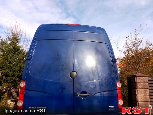 Синий Фольксваген Крафтер, объемом двигателя 2.5 л и пробегом 255 тыс. км за 9600 $, фото 8 на Automoto.ua