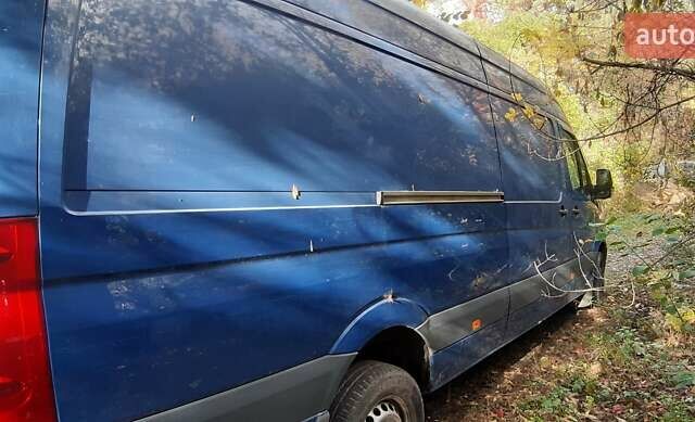 Синий Фольксваген Крафтер, объемом двигателя 2.46 л и пробегом 229 тыс. км за 20000 $, фото 1 на Automoto.ua