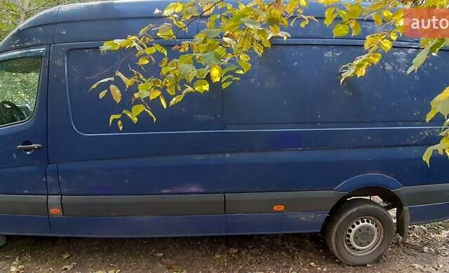 Синий Фольксваген Крафтер, объемом двигателя 2.46 л и пробегом 229 тыс. км за 20000 $, фото 2 на Automoto.ua