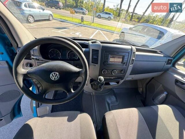 Синий Фольксваген Крафтер, объемом двигателя 1.97 л и пробегом 408 тыс. км за 13100 $, фото 6 на Automoto.ua