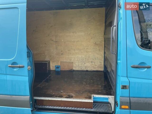 Синій Фольксваген Крафтєр, об'ємом двигуна 1.97 л та пробігом 310 тис. км за 15900 $, фото 9 на Automoto.ua