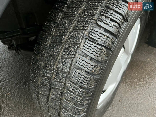 Синий Фольксваген Крафтер, объемом двигателя 2.46 л и пробегом 415 тыс. км за 14500 $, фото 8 на Automoto.ua