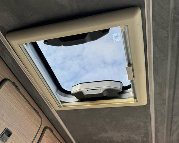 Фольксваген Крафтер 2011 в Киеве на Automoto.ua Синий Фольксваген Крафтер, объемом двигателя 2 л и пробегом 109 тыс. км за 29999 $, фото 37 на Automoto.ua