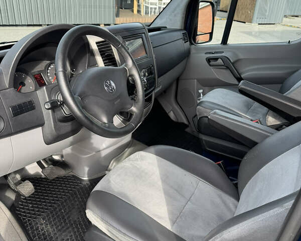 Фольксваген Крафтер 2011 в Киеве на Automoto.ua Синий Фольксваген Крафтер, объемом двигателя 2 л и пробегом 109 тыс. км за 29999 $, фото 18 на Automoto.ua