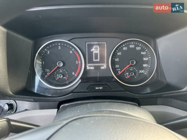 Синій Фольксваген Крафтєр, об'ємом двигуна 2 л та пробігом 260 тис. км за 17700 $, фото 16 на Automoto.ua