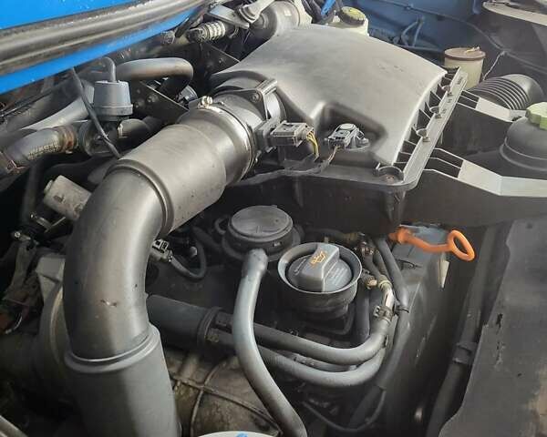 Синий Фольксваген Крафтер, объемом двигателя 2.46 л и пробегом 925 тыс. км за 24500 $, фото 13 на Automoto.ua