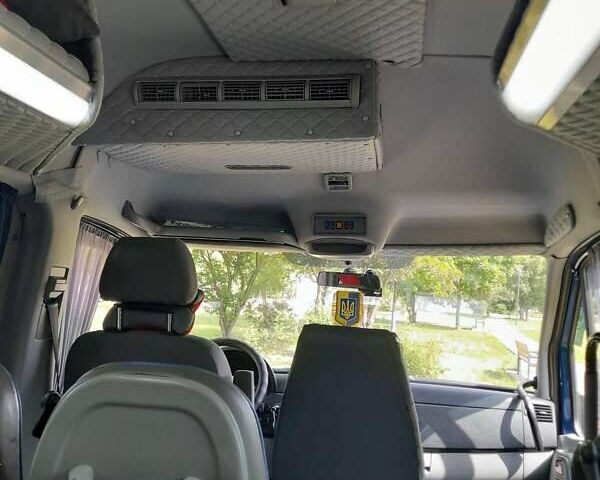 Синий Фольксваген Крафтер, объемом двигателя 1.97 л и пробегом 560 тыс. км за 26500 $, фото 2 на Automoto.ua