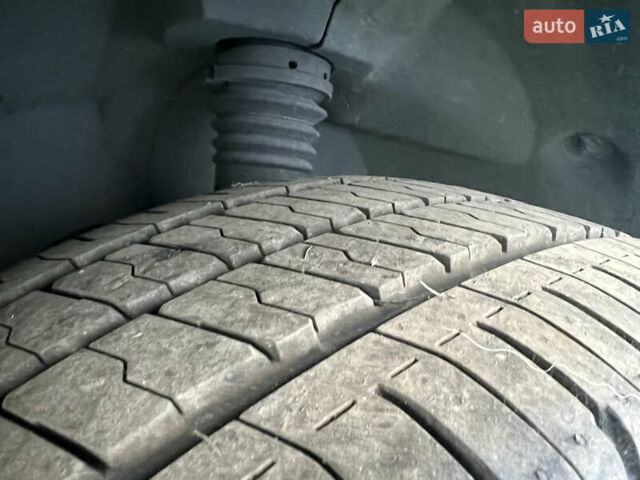 Синий Фольксваген Крафтер, объемом двигателя 1.97 л и пробегом 480 тыс. км за 8000 $, фото 7 на Automoto.ua