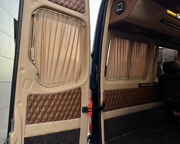 Синій Фольксваген Крафтєр, об'ємом двигуна 1.97 л та пробігом 500 тис. км за 16600 $, фото 24 на Automoto.ua