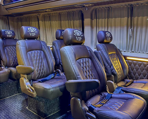 Синій Фольксваген Крафтєр, об'ємом двигуна 1.97 л та пробігом 500 тис. км за 16600 $, фото 29 на Automoto.ua