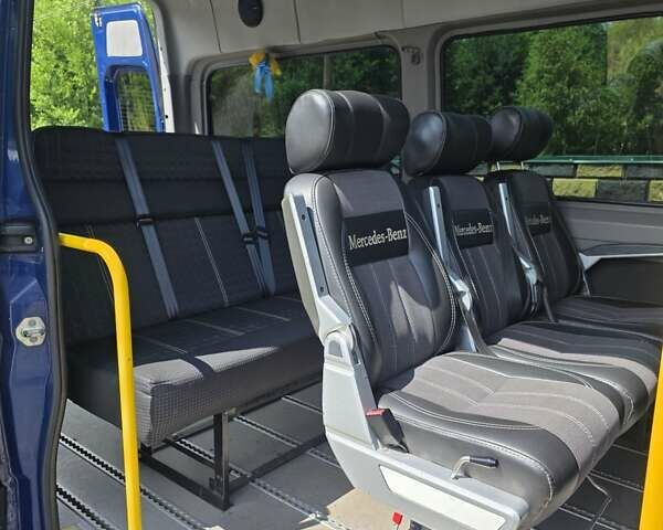 Синій Фольксваген Крафтєр, об'ємом двигуна 1.97 л та пробігом 400 тис. км за 16800 $, фото 3 на Automoto.ua