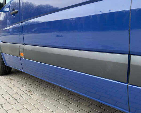 Синій Фольксваген Крафтєр, об'ємом двигуна 2 л та пробігом 260 тис. км за 16500 $, фото 14 на Automoto.ua