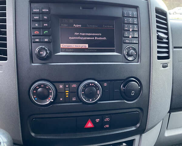 Синій Фольксваген Крафтєр, об'ємом двигуна 2 л та пробігом 260 тис. км за 16500 $, фото 25 на Automoto.ua