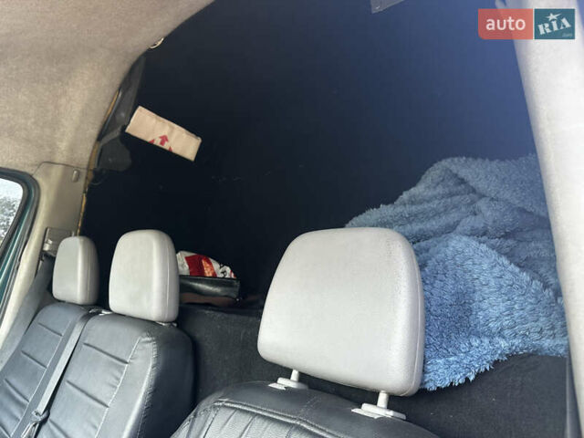 Зеленый Фольксваген Крафтер, объемом двигателя 2.46 л и пробегом 870 тыс. км за 9000 $, фото 7 на Automoto.ua