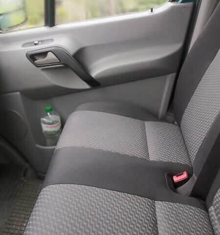 Зеленый Фольксваген Крафтер, объемом двигателя 1.97 л и пробегом 491 тыс. км за 11900 $, фото 27 на Automoto.ua