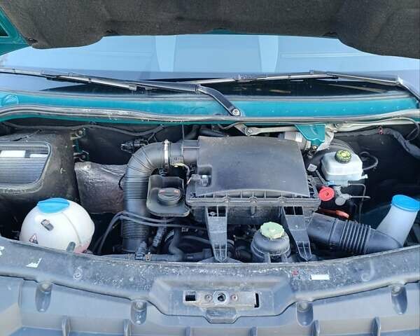 Зеленый Фольксваген Крафтер, объемом двигателя 1.97 л и пробегом 491 тыс. км за 11900 $, фото 31 на Automoto.ua