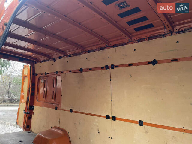 Помаранчевий Фольксваген Крафтєр, об'ємом двигуна 1.97 л та пробігом 288 тис. км за 14600 $, фото 12 на Automoto.ua