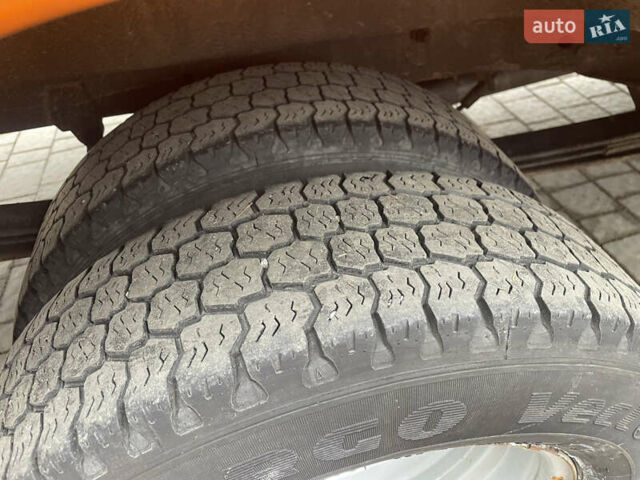 Помаранчевий Фольксваген Крафтєр, об'ємом двигуна 1.97 л та пробігом 288 тис. км за 14600 $, фото 9 на Automoto.ua