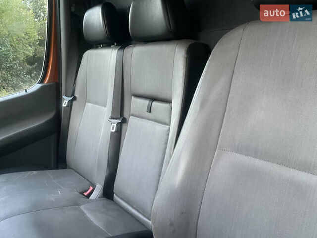 Помаранчевий Фольксваген Крафтєр, об'ємом двигуна 1.97 л та пробігом 288 тис. км за 15799 $, фото 14 на Automoto.ua