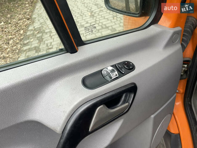 Помаранчевий Фольксваген Крафтєр, об'ємом двигуна 1.97 л та пробігом 288 тис. км за 14600 $, фото 15 на Automoto.ua