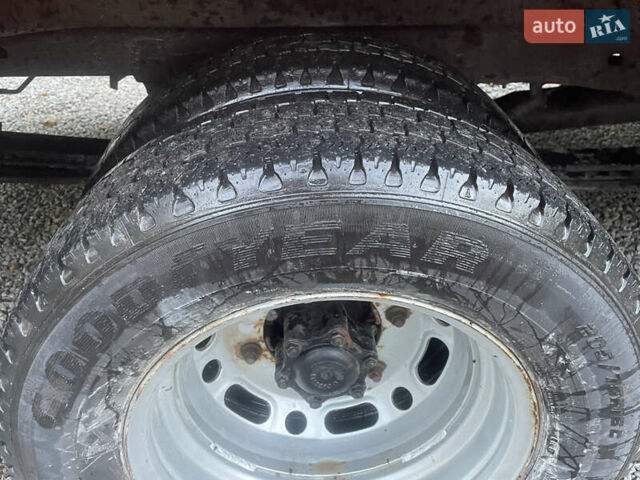 Помаранчевий Фольксваген Крафтєр, об'ємом двигуна 1.97 л та пробігом 288 тис. км за 15799 $, фото 7 на Automoto.ua