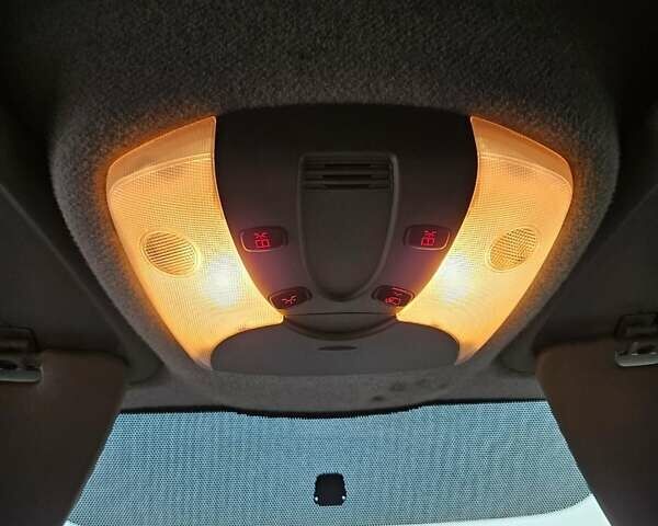 Оранжевый Фольксваген Крафтер, объемом двигателя 2 л и пробегом 141 тыс. км за 20999 $, фото 28 на Automoto.ua