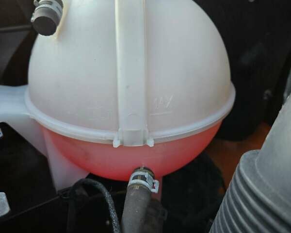 Оранжевый Фольксваген Крафтер, объемом двигателя 2 л и пробегом 141 тыс. км за 20999 $, фото 31 на Automoto.ua