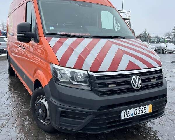 Оранжевый Фольксваген Крафтер, объемом двигателя 1.97 л и пробегом 187 тыс. км за 25700 $, фото 1 на Automoto.ua
