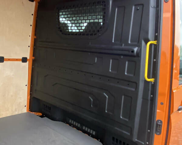 Оранжевый Фольксваген Крафтер, объемом двигателя 2 л и пробегом 243 тыс. км за 32999 $, фото 50 на Automoto.ua