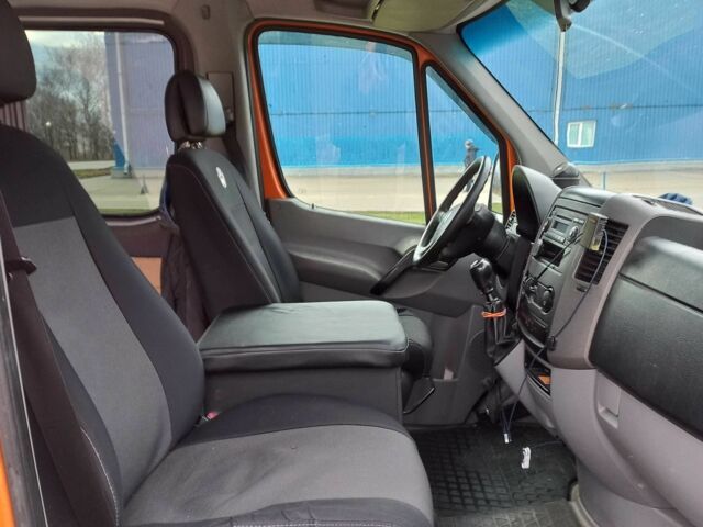 Оранжевый Фольксваген Крафтер, объемом двигателя 2 л и пробегом 394 тыс. км за 15952 $, фото 8 на Automoto.ua