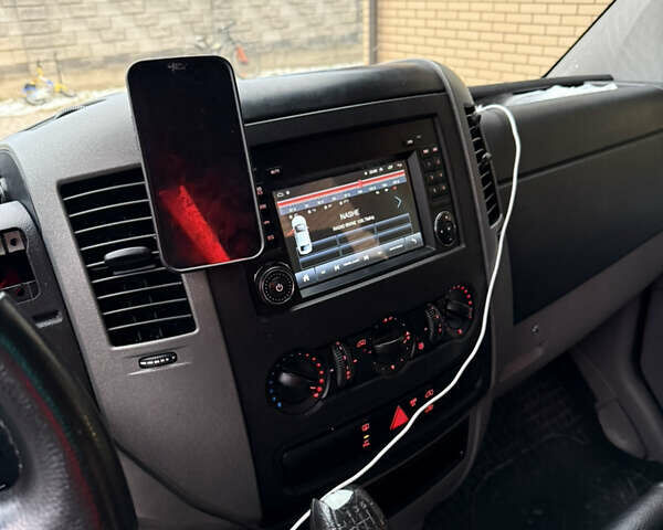 Помаранчевий Фольксваген Крафтєр, об'ємом двигуна 2.5 л та пробігом 450 тис. км за 18950 $, фото 13 на Automoto.ua