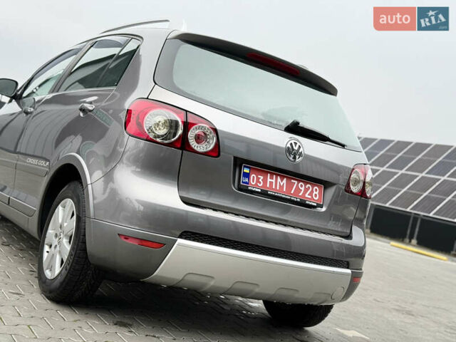 Серый Фольксваген Кросс Гольф, объемом двигателя 1.6 л и пробегом 182 тыс. км за 6500 $, фото 20 на Automoto.ua