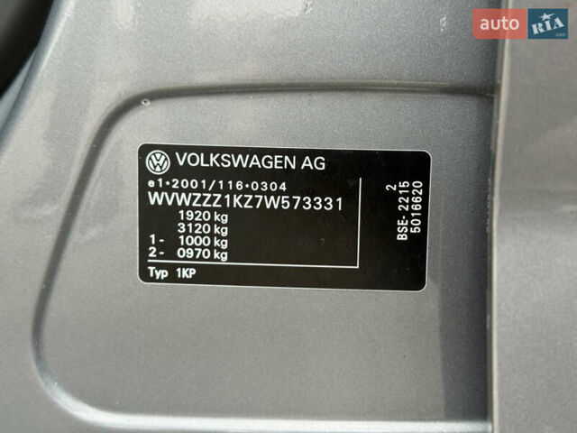 Серый Фольксваген Кросс Гольф, объемом двигателя 1.6 л и пробегом 182 тыс. км за 6500 $, фото 53 на Automoto.ua