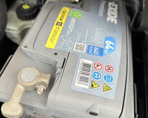 Серый Фольксваген Кросс Гольф, объемом двигателя 1.6 л и пробегом 182 тыс. км за 6500 $, фото 27 на Automoto.ua