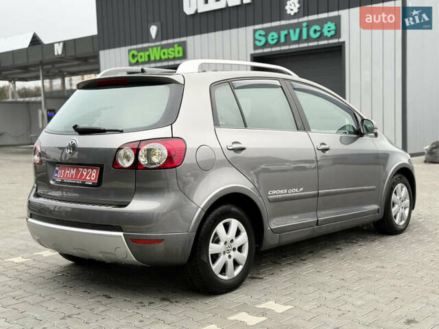 Серый Фольксваген Кросс Гольф, объемом двигателя 1.6 л и пробегом 182 тыс. км за 6500 $, фото 8 на Automoto.ua