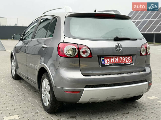 Серый Фольксваген Кросс Гольф, объемом двигателя 1.6 л и пробегом 182 тыс. км за 6500 $, фото 5 на Automoto.ua