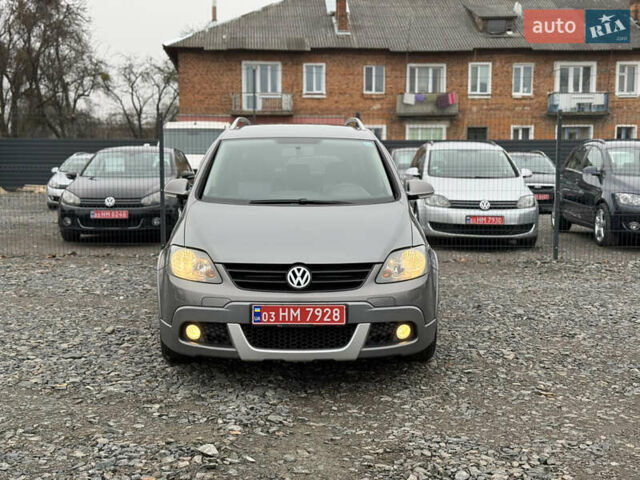 Серый Фольксваген Кросс Гольф, объемом двигателя 1.6 л и пробегом 182 тыс. км за 6500 $, фото 106 на Automoto.ua