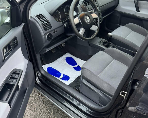 Чорний Фольксваген Кросс Поло, об'ємом двигуна 1.4 л та пробігом 179 тис. км за 4500 $, фото 12 на Automoto.ua